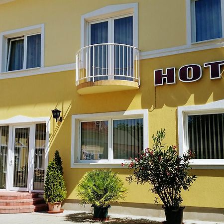 Hotel Sormester Szarvas Extérieur photo